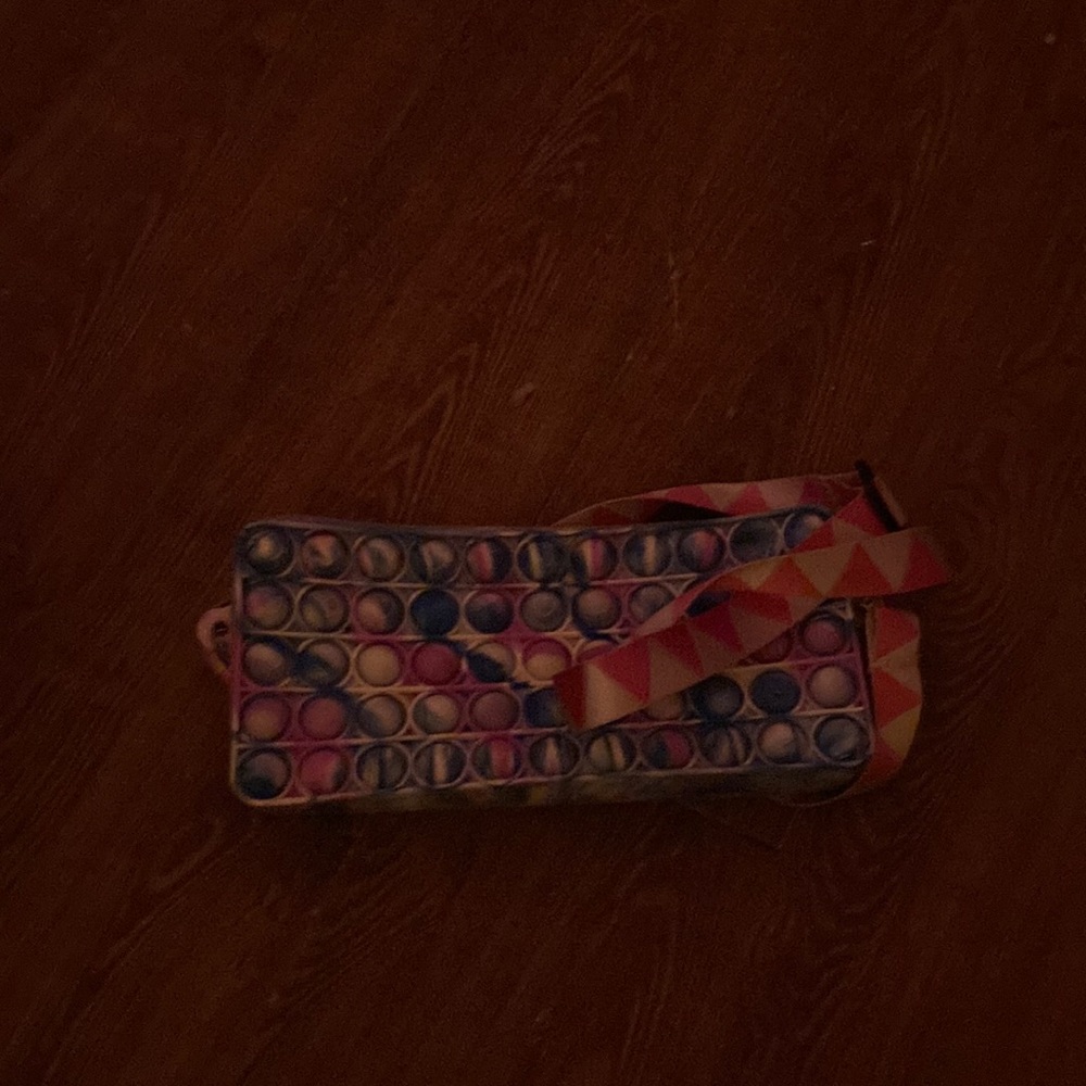 Pop it bag tye dye pink blue and white
